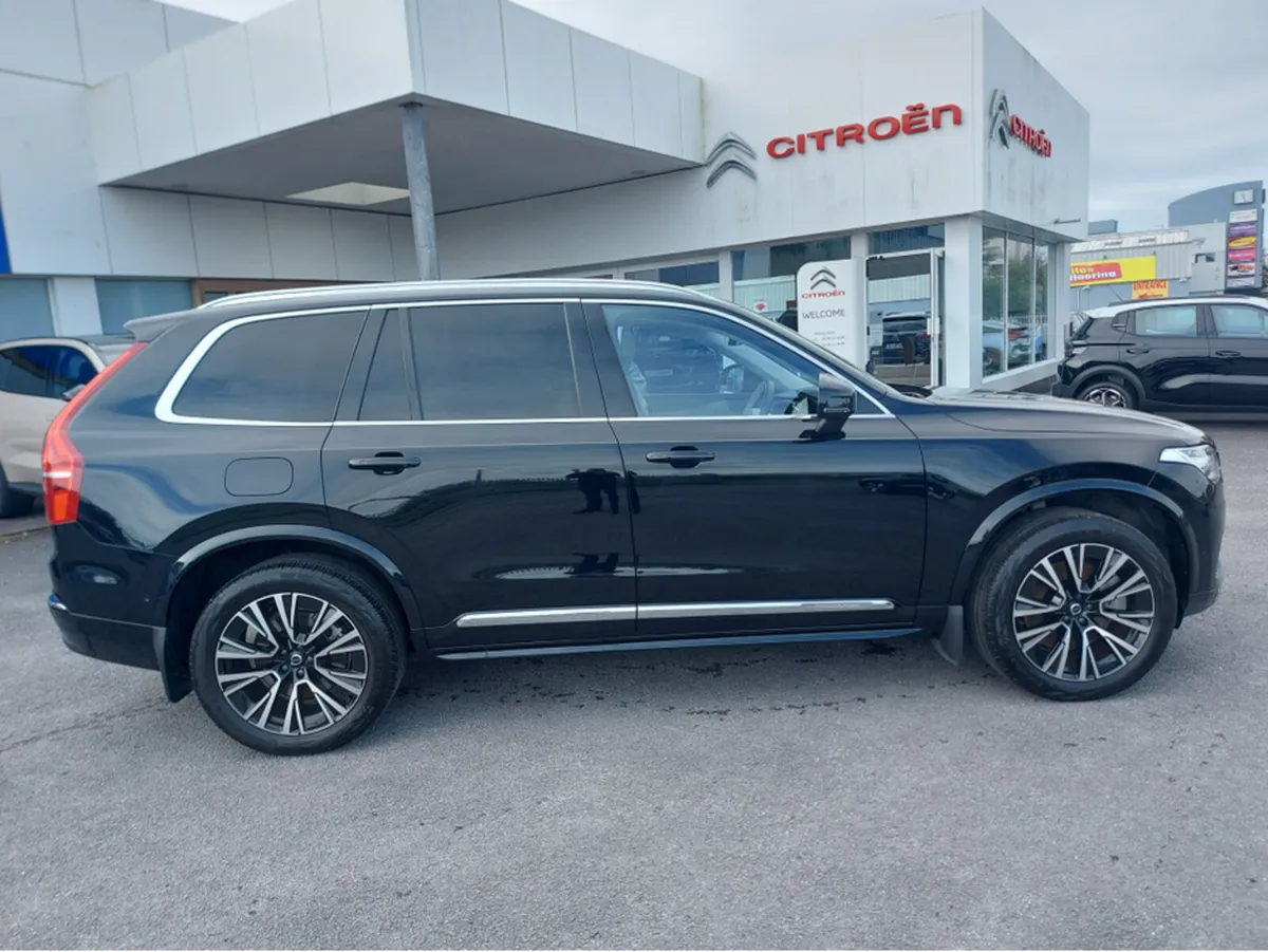 Volvo XC90 T8 PHEV PLUS BRIGHT AWD 5 - Image 3