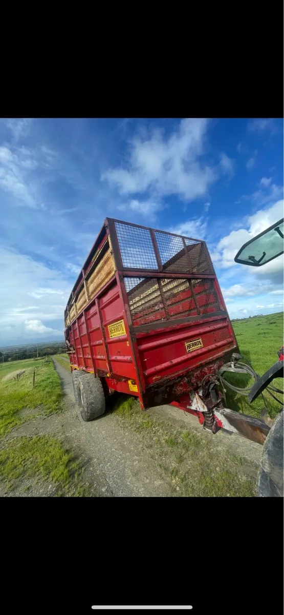 Herron 20ft silage trailer - Image 4