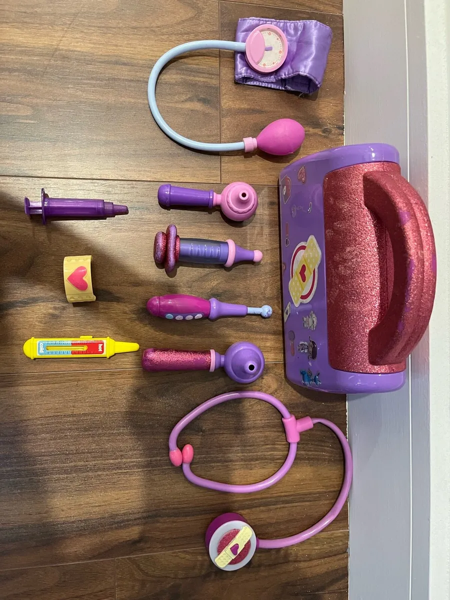Doc McStuffin toy bundle - Image 2