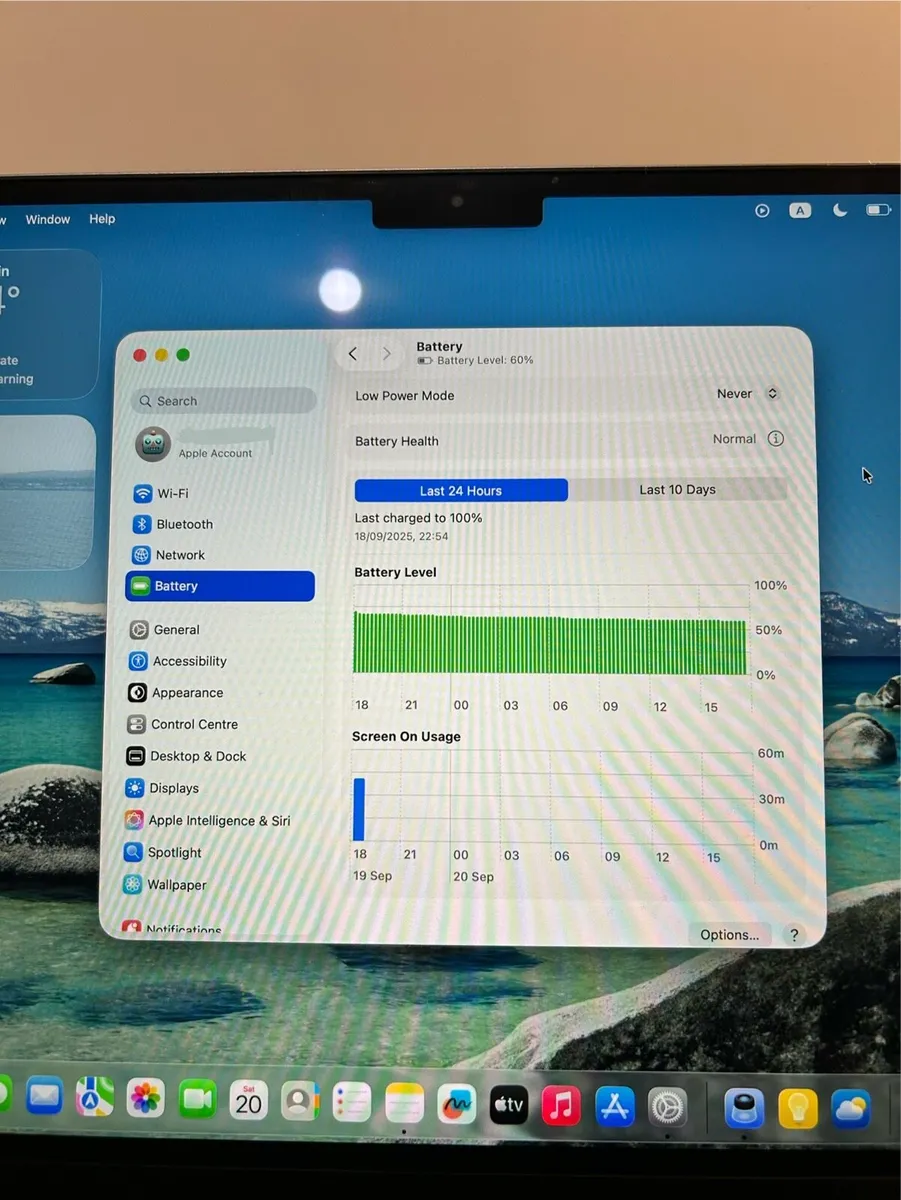 MacBook Air - Image 2