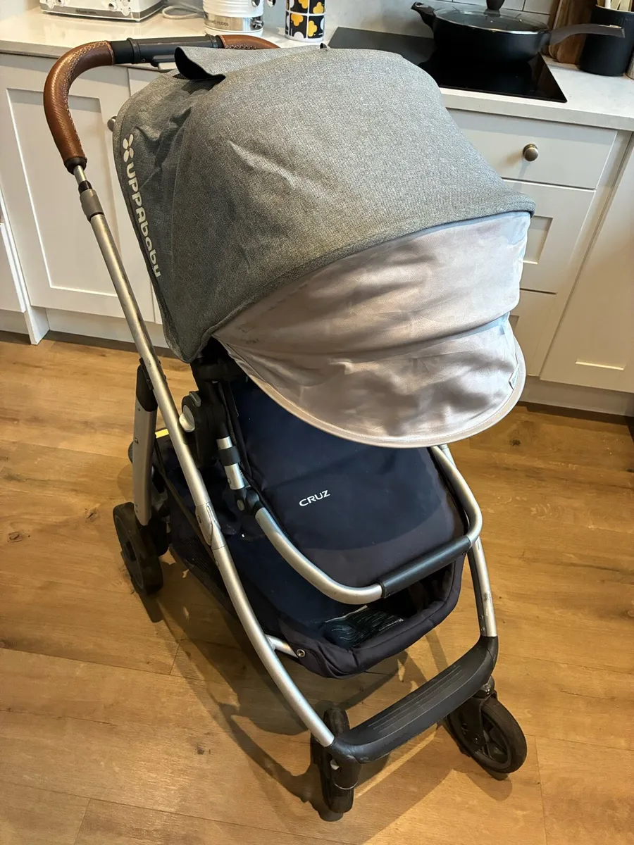 Uppa Baby Buggy & Travel System - Image 1
