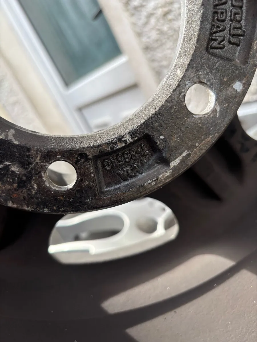 16” Landcruiser alloys jap - Image 4