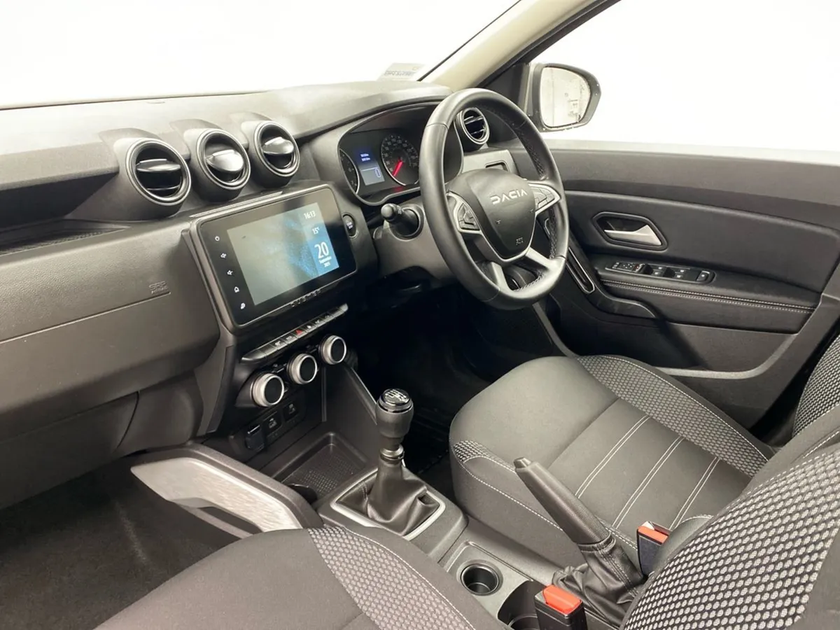 Dacia Duster 1.5 Blue dCi 115 Journey - Image 3
