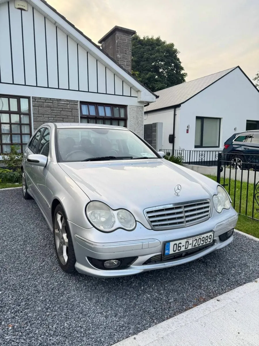 Mercedes-Benz C-Class 2006 - Image 1