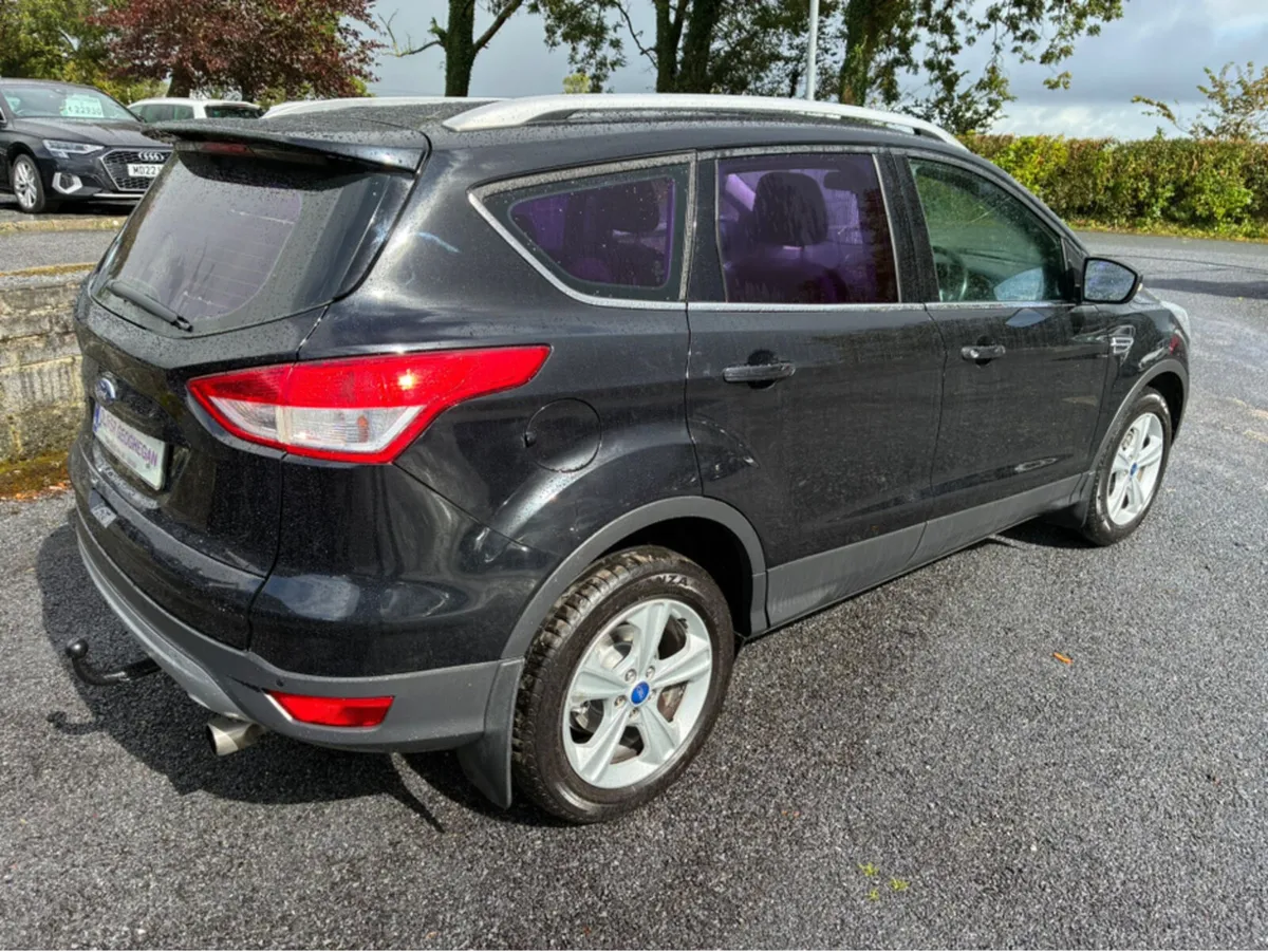 Ford Kuga ZETEC 2.0 TDCI 140PS M6 2W 2WD 4DR - Image 2