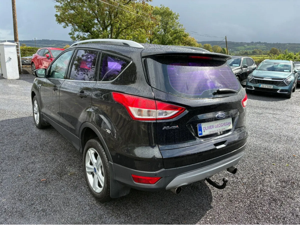 Ford Kuga ZETEC 2.0 TDCI 140PS M6 2W 2WD 4DR - Image 3