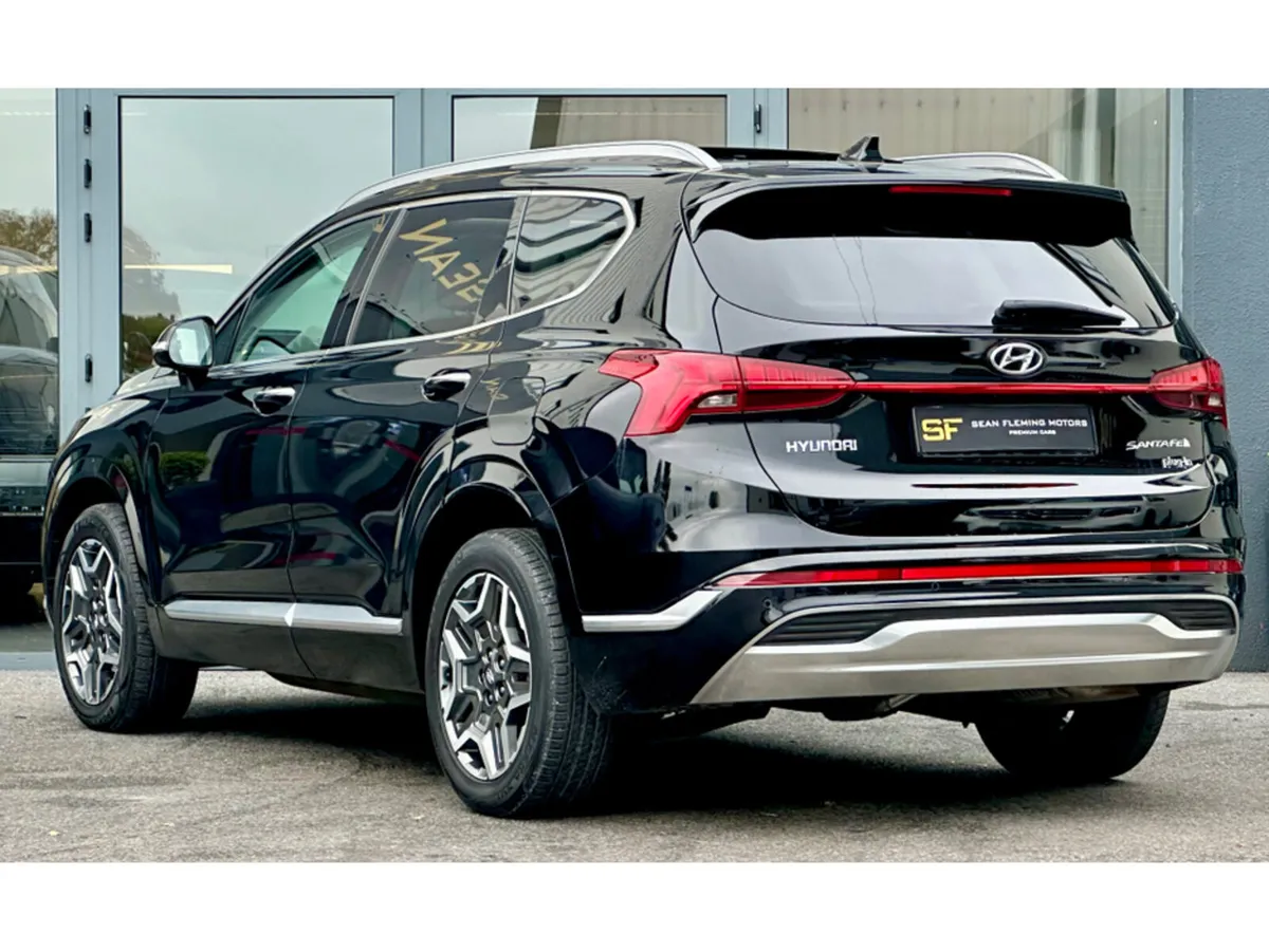 Hyundai Santa Fe ++LOW KM++ PREMIUM PHEV 5DR AUTO - Image 3
