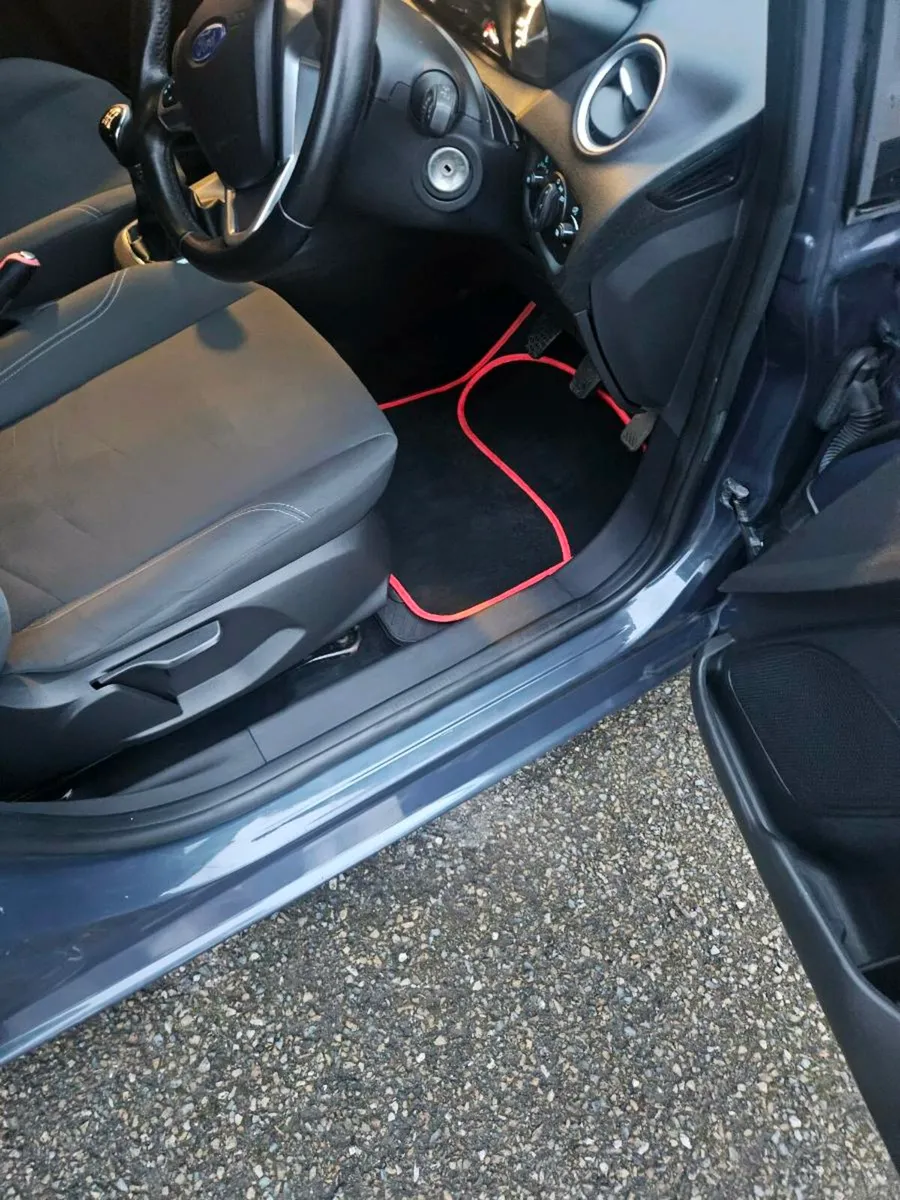 Ford Fiesta - Image 2