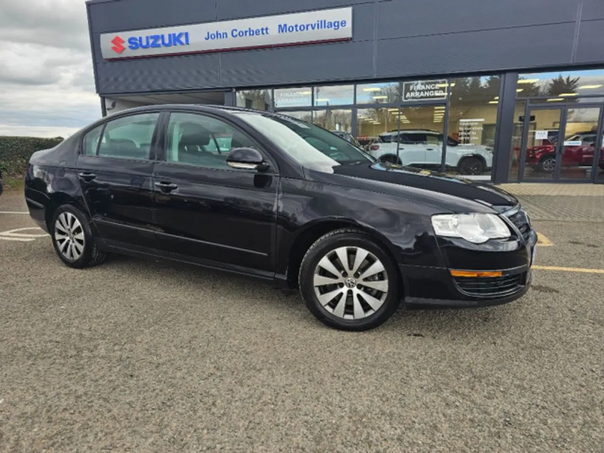 Volkswagen Passat 1.6 TDI Bluemotion 105PS 4DR - Image 1