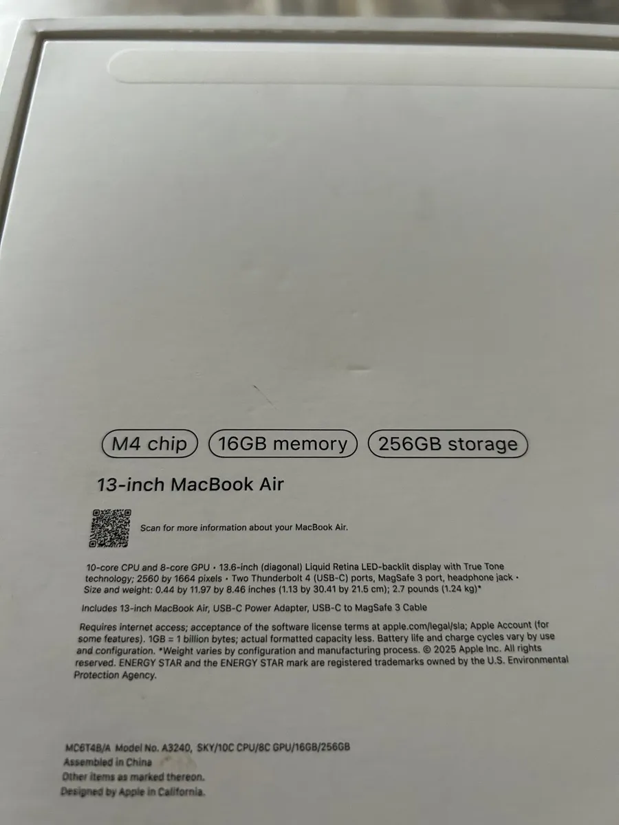 Apple MacBook Air M4 - Image 3