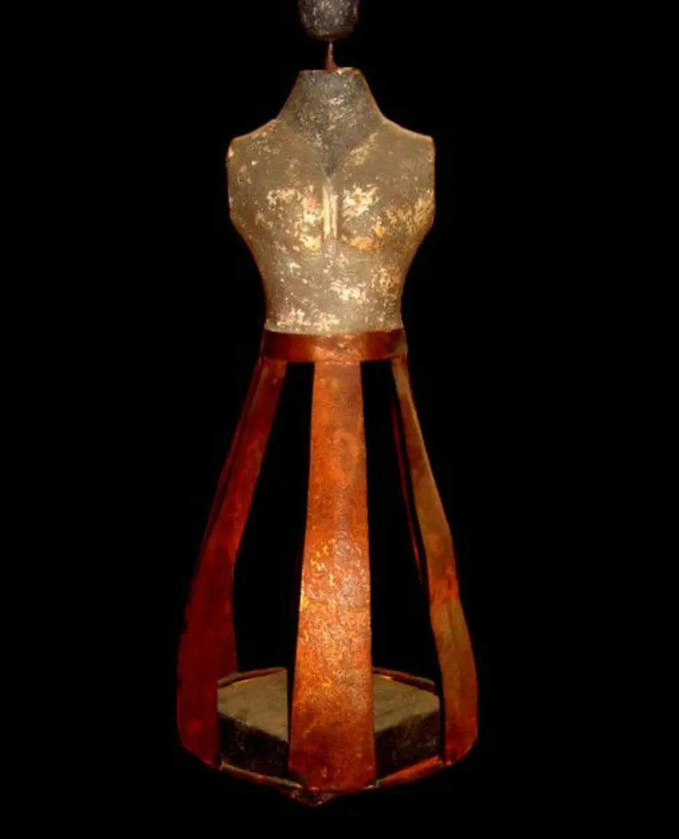 Vintage 'Harrods Cage Doll' Signed Statue - Image 2
