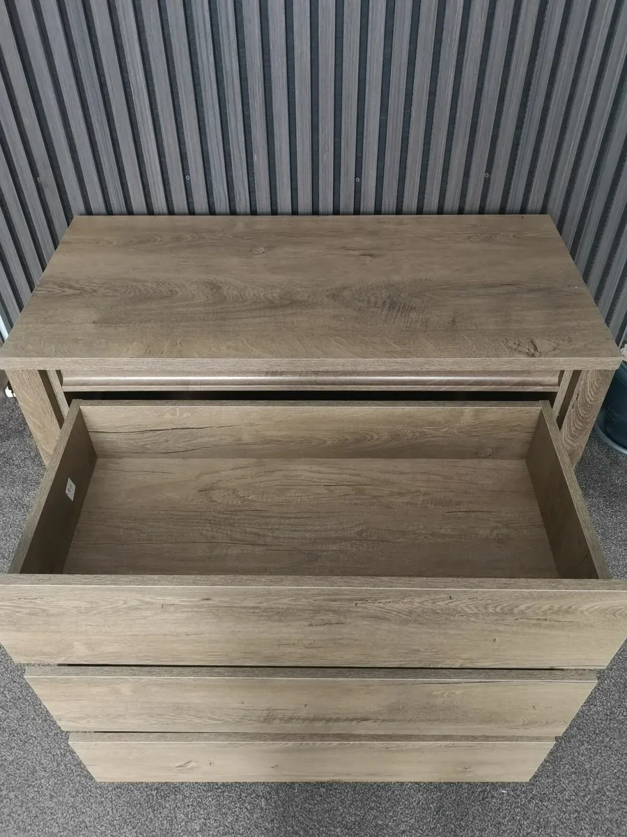 3 drawer chest - Image 4