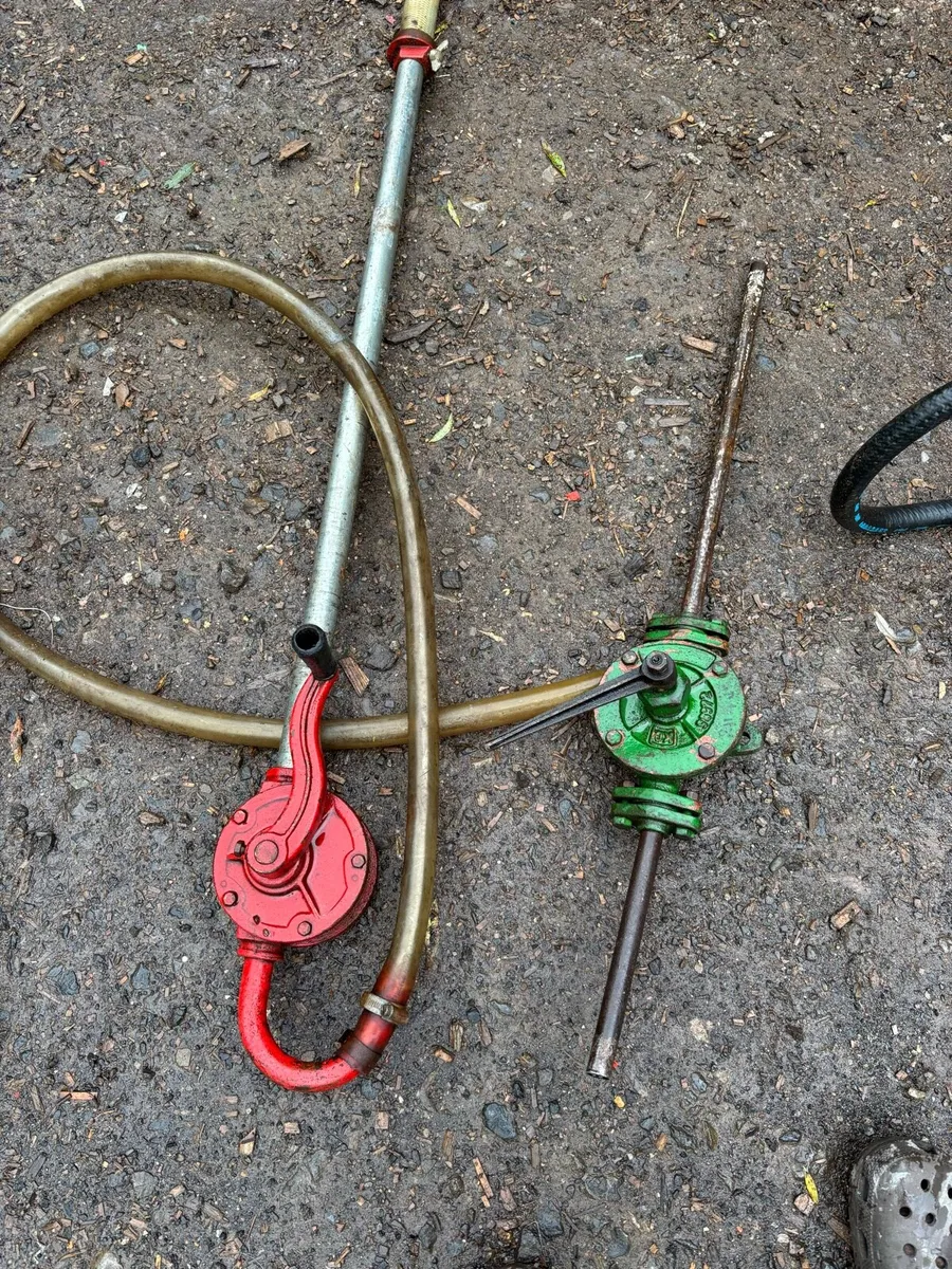 OIL BARREL PUMPS - Image 2