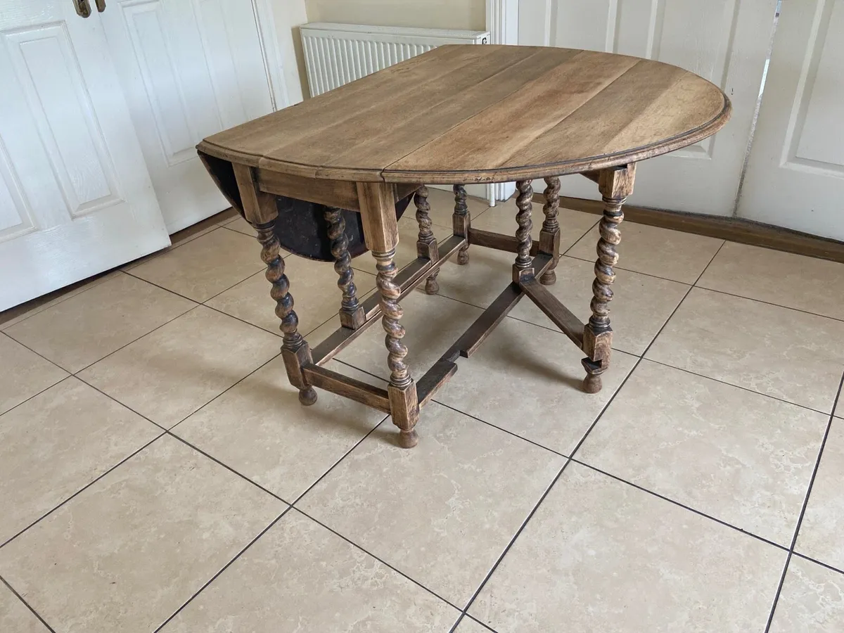 Vintage French farmhouse table - Image 3