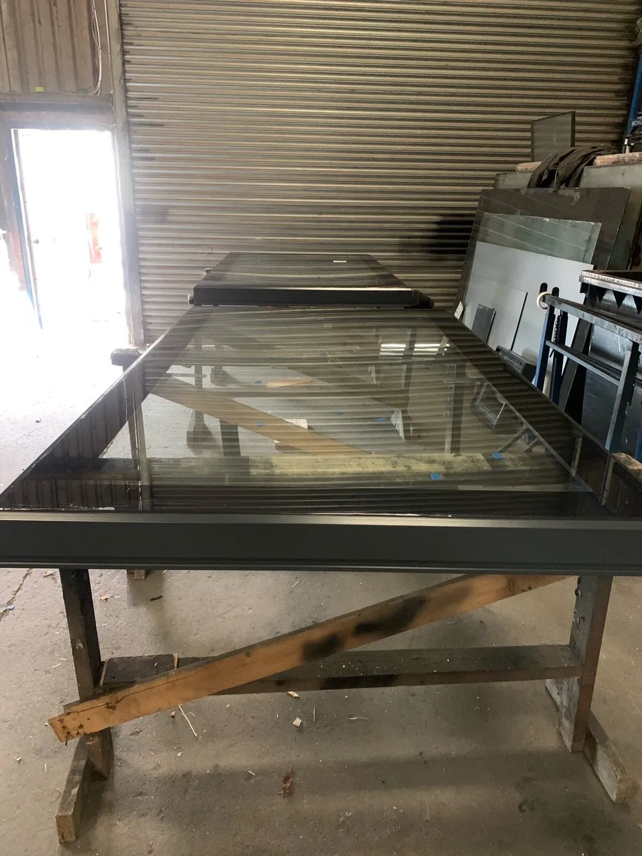 Flat rooflight - Image 1