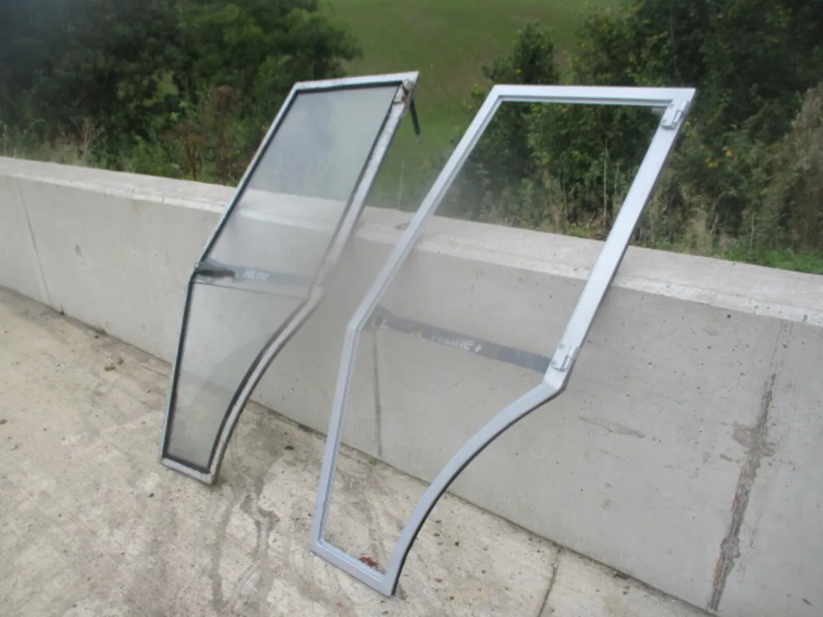 MF Hi Line Left Side Doors - Image 2