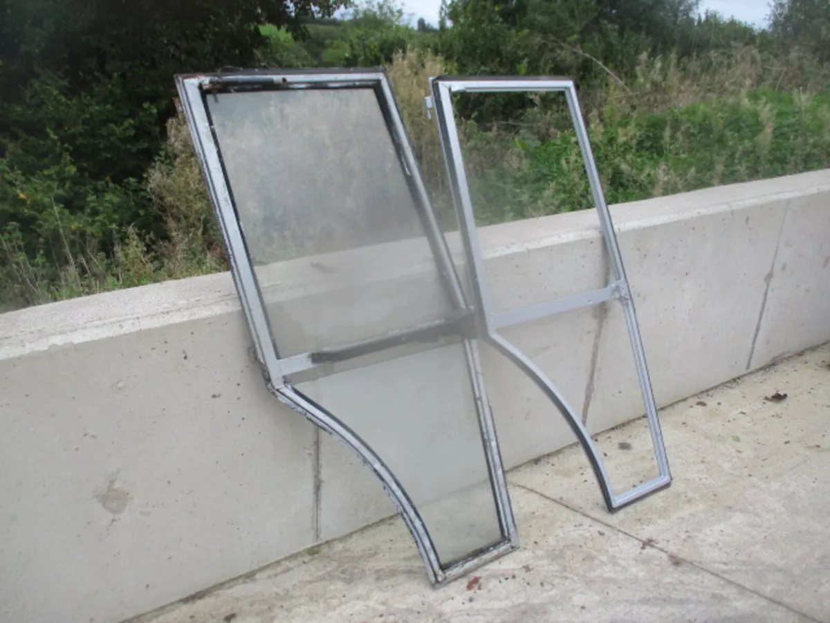 MF Hi Line Left Side Doors - Image 4