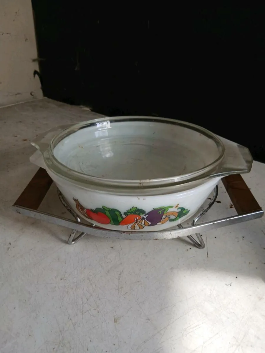 Casserole dish