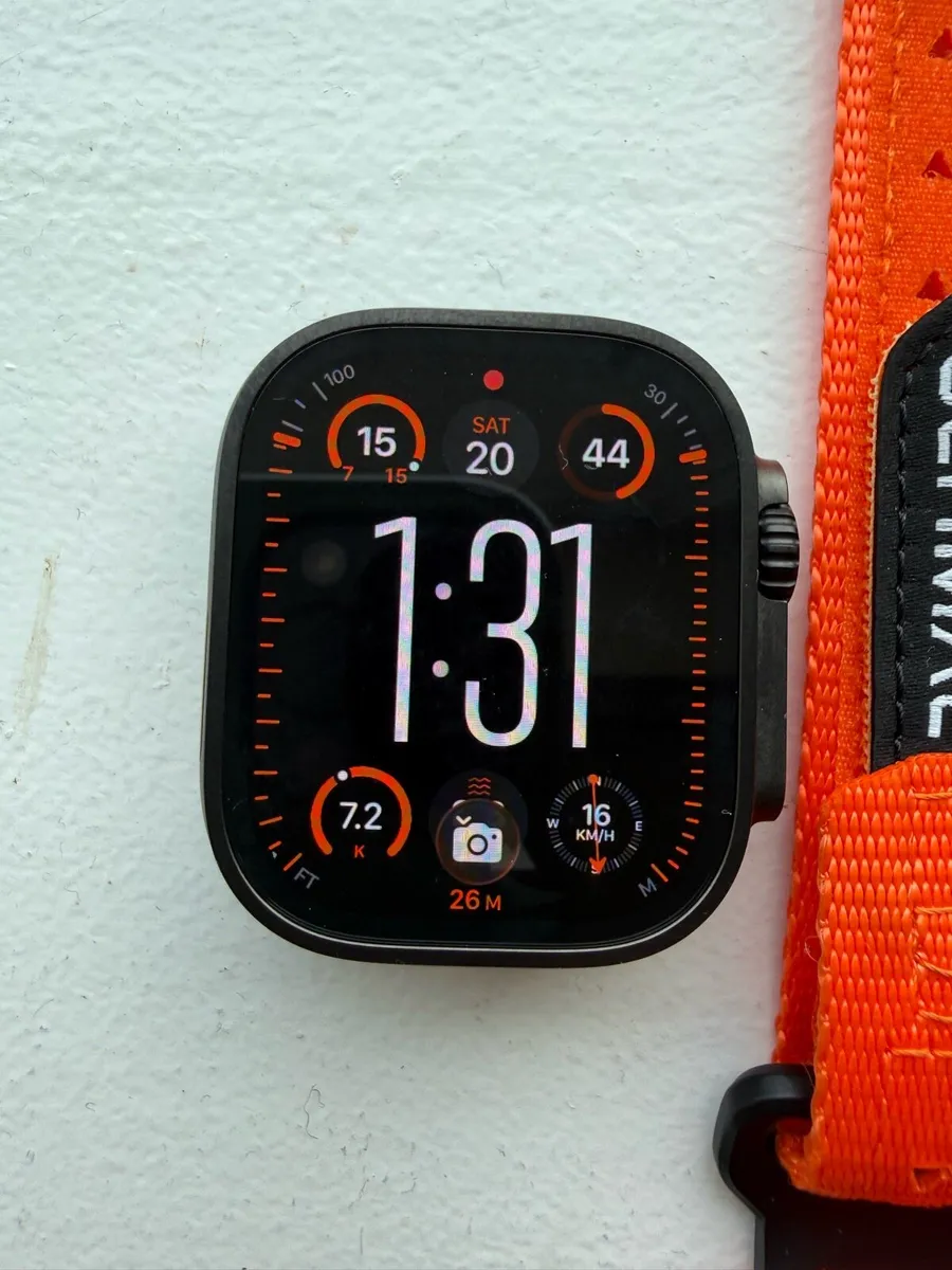 Apple Watch Ultra 2 WiFi Cellular Titanium - Image 2