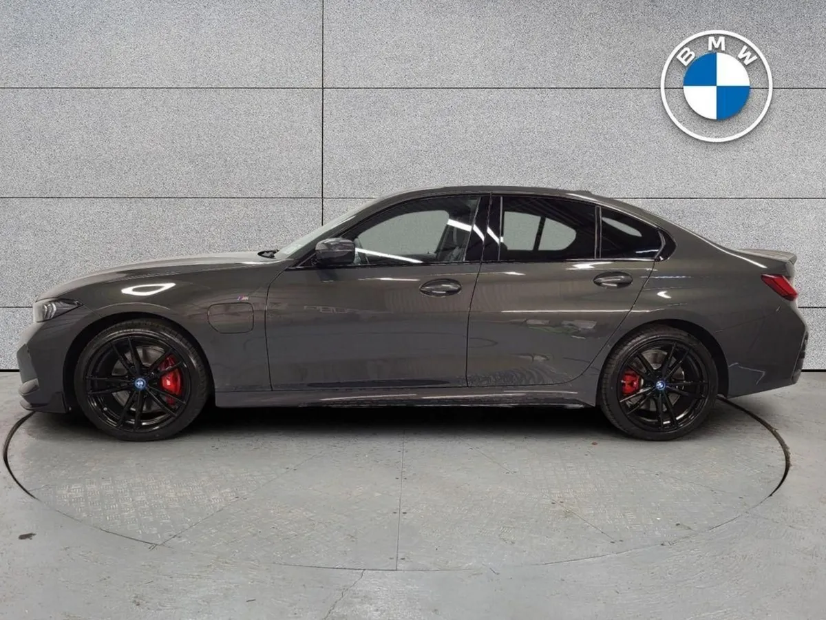 BMW 3 Series 330e M Sport Saloon - Image 3