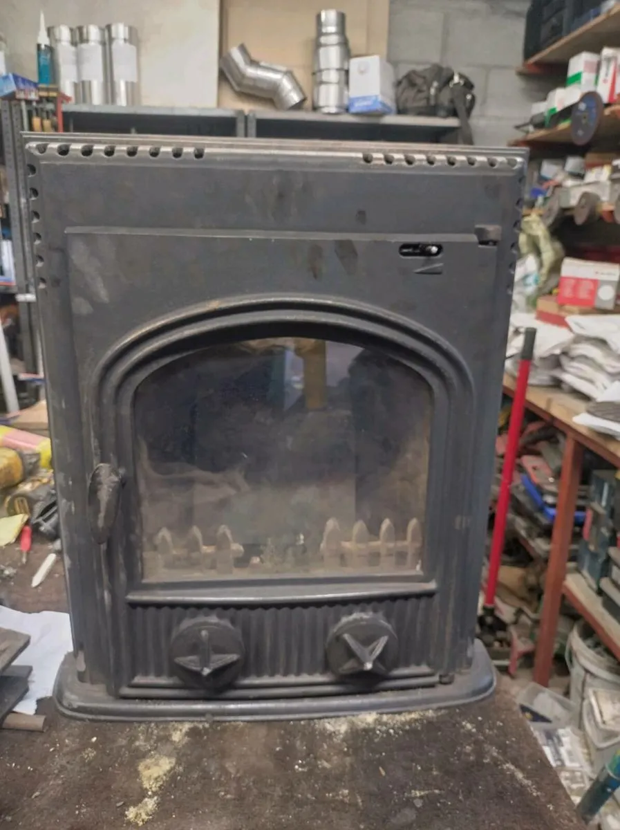 Stove - Image 1