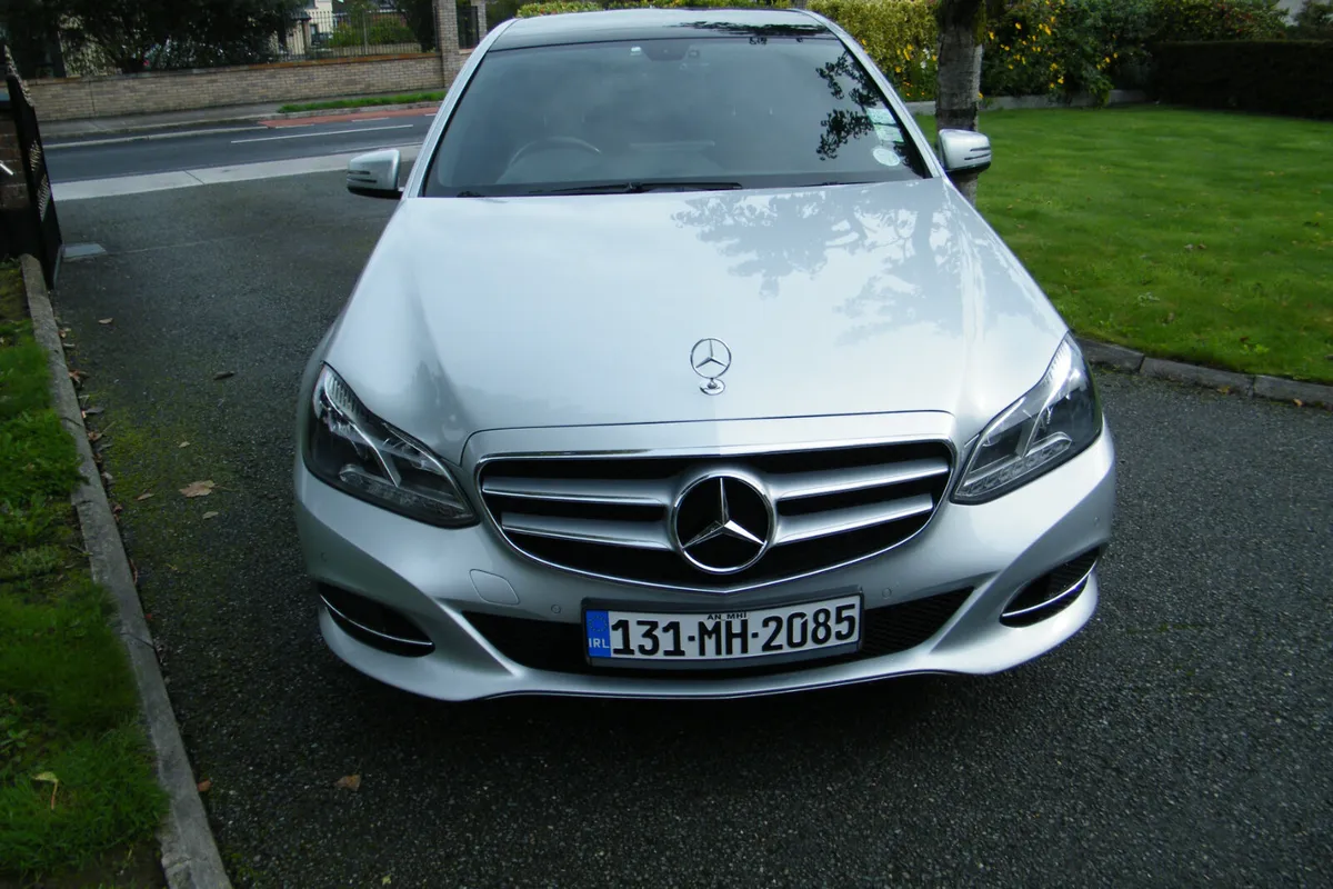 Mercedes-Benz E-Class 2013 - Image 2