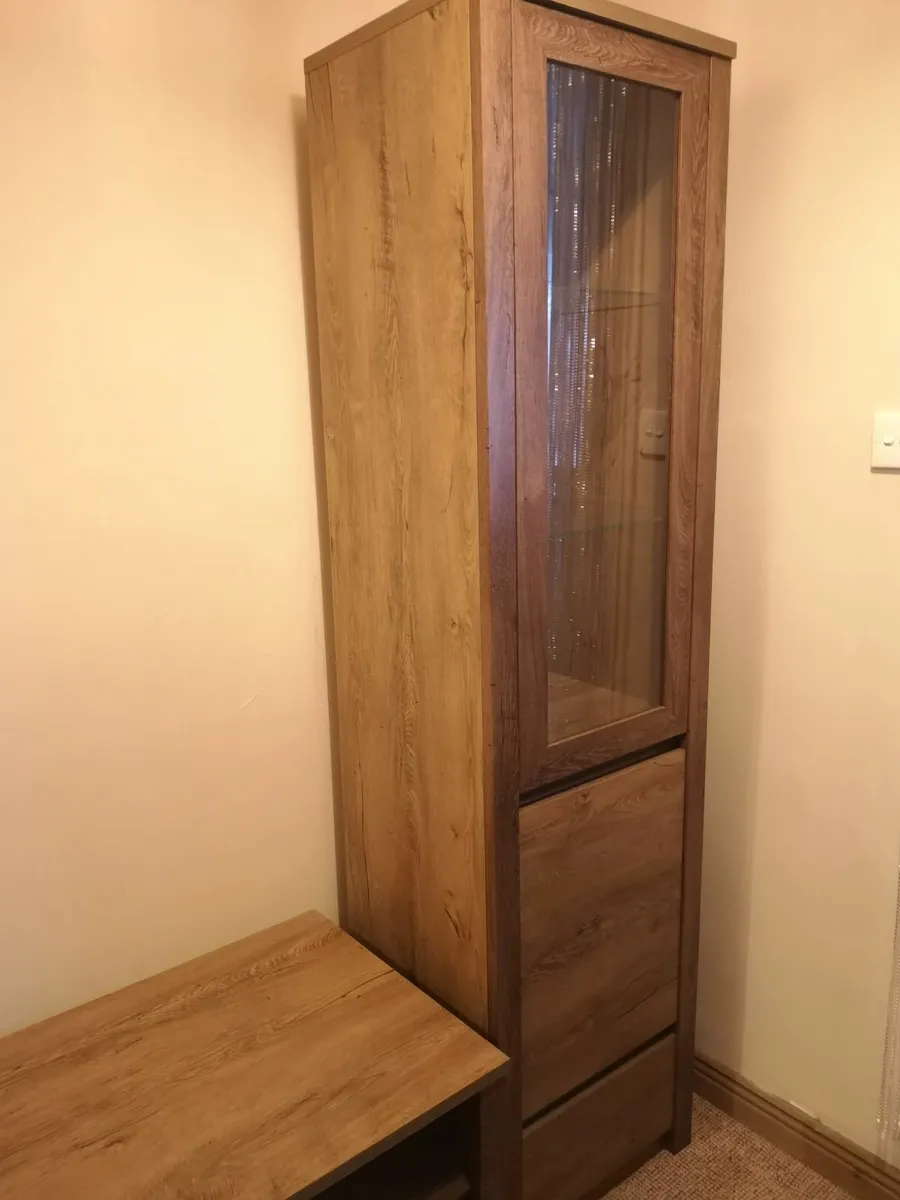 Display cabinet - Image 1