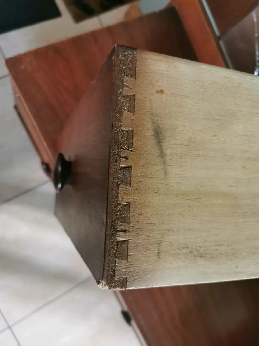 Solid wooden dresser - Image 3
