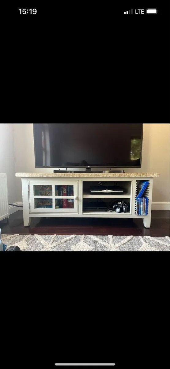 TV unit - Image 1