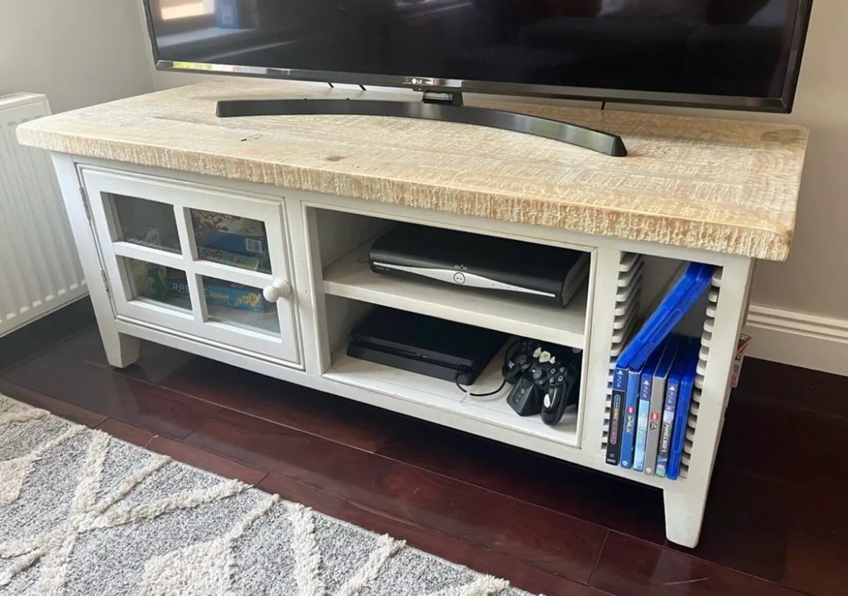 TV unit - Image 2