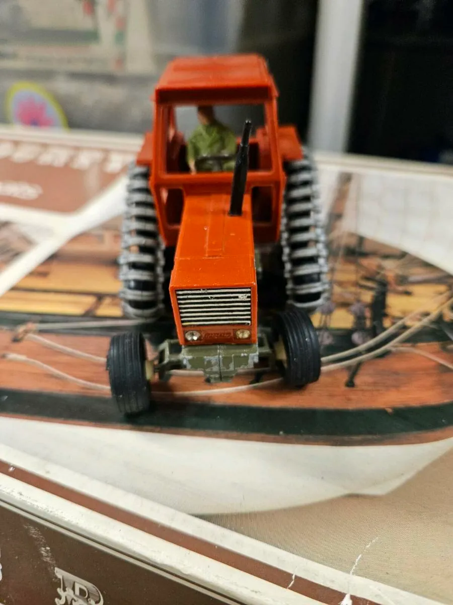 Britain's 1970's Fiat Tractor - Image 2