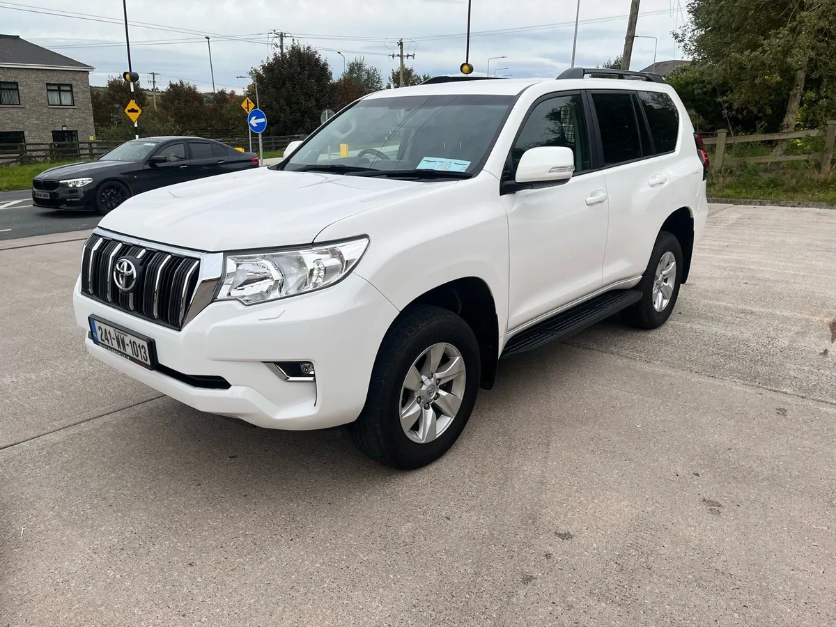 2024 Toyota landcruiser - Image 2