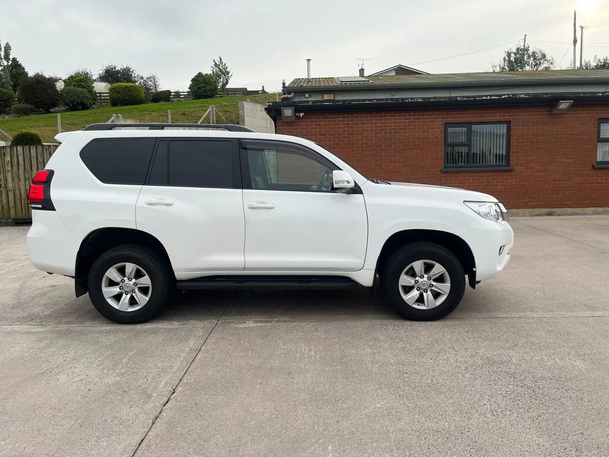 2024 Toyota landcruiser - Image 4