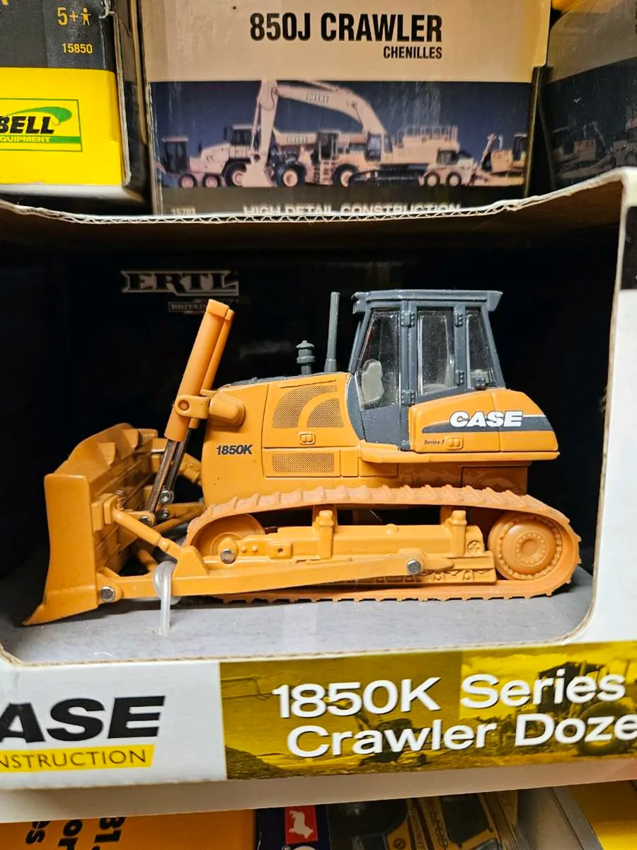 Corgi ERTL Case Bulldozer - Image 2