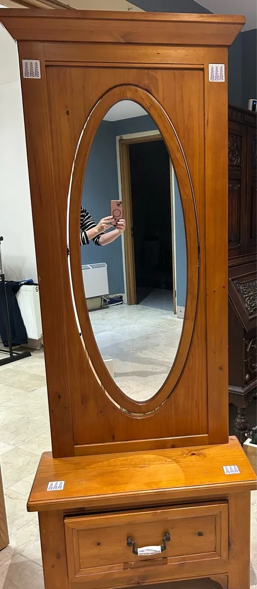 Furniture mirror - Image 1