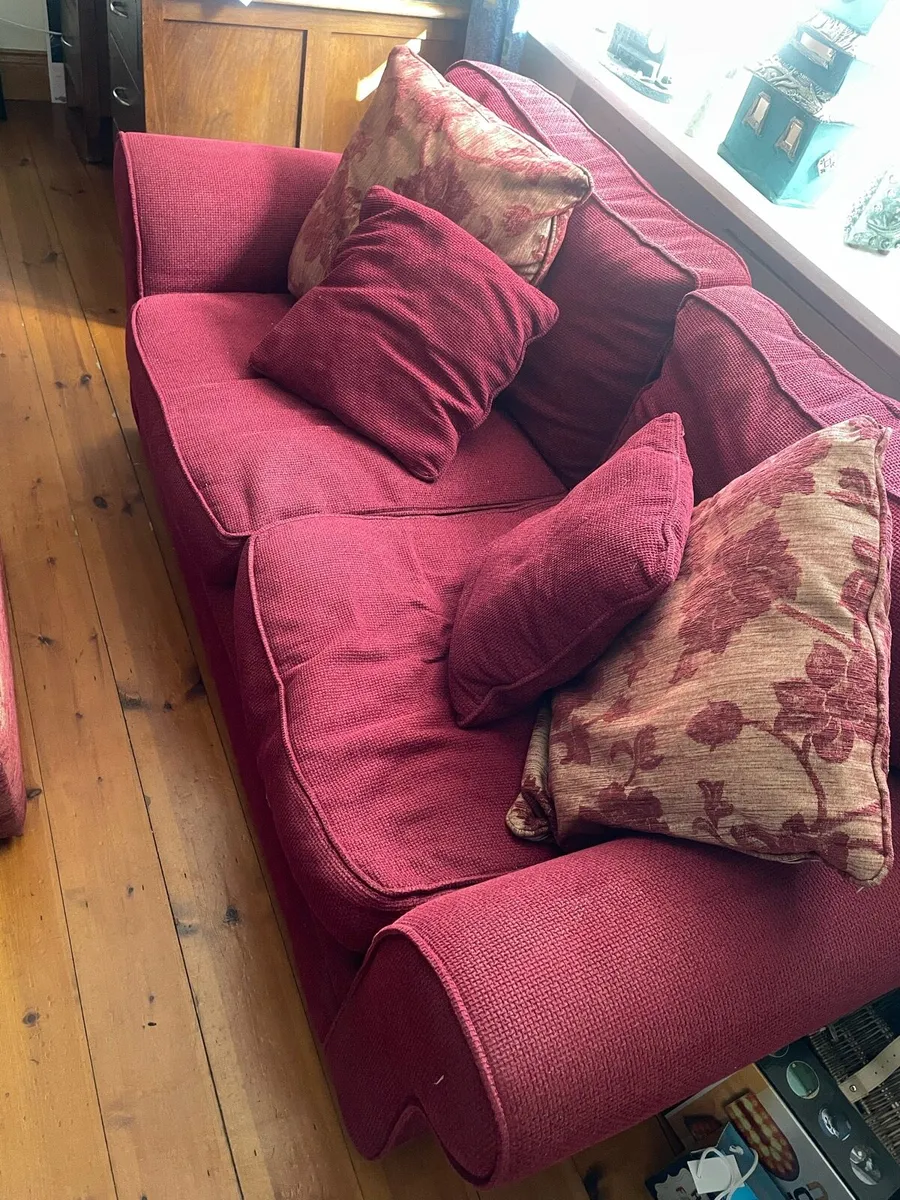 2/3 seater couch and footstool - Image 2