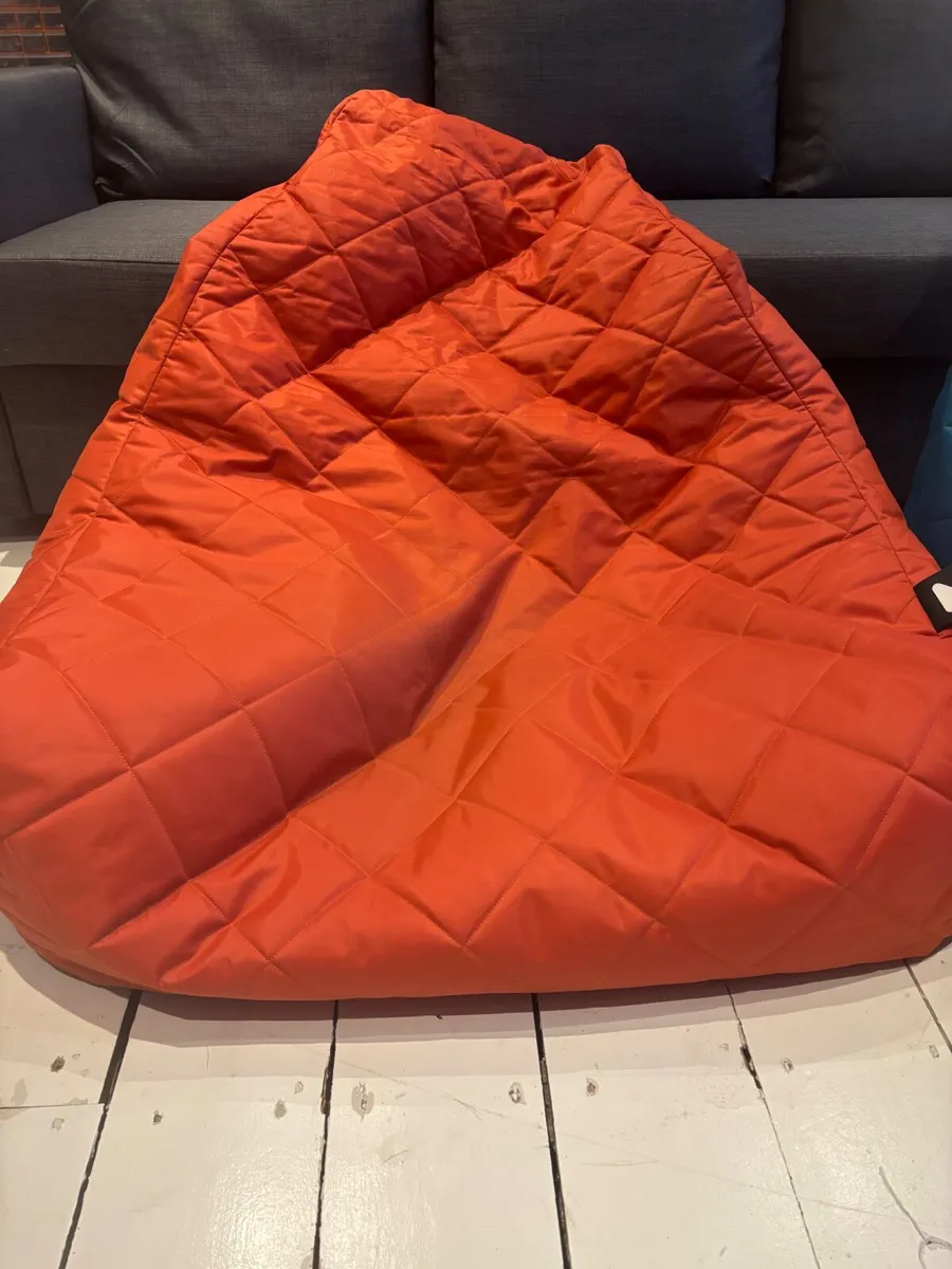 Bean bags x 2 - Image 4