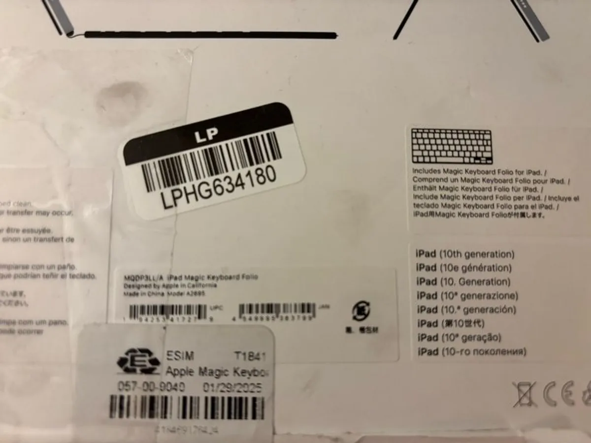 Apple Magic Keyboard Folio - iPad 10/11 - Image 2