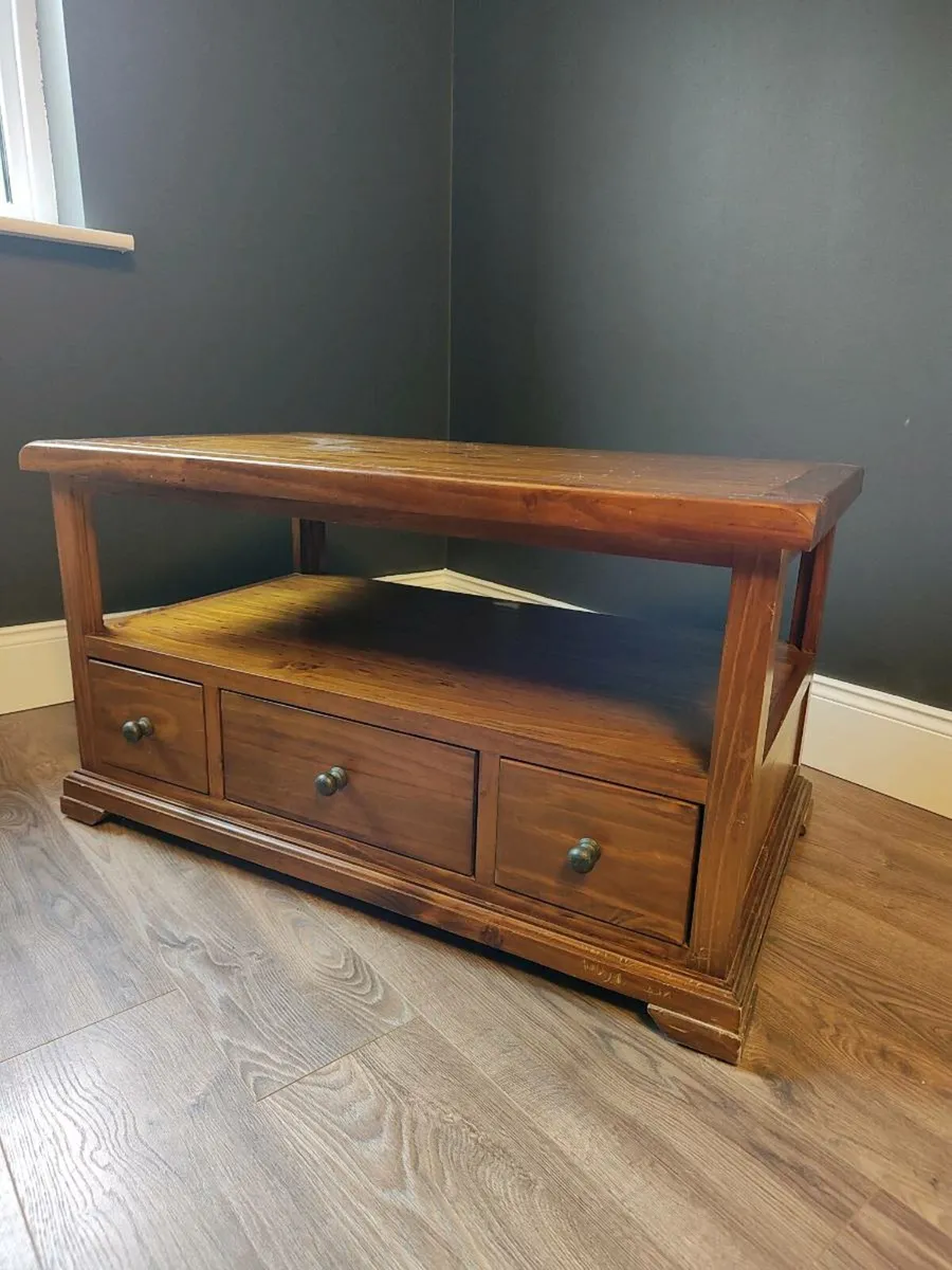 Coffee table - Image 1