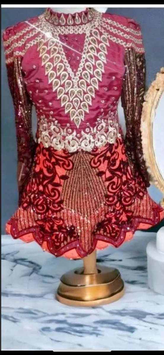Irish dancing dress - Image 4