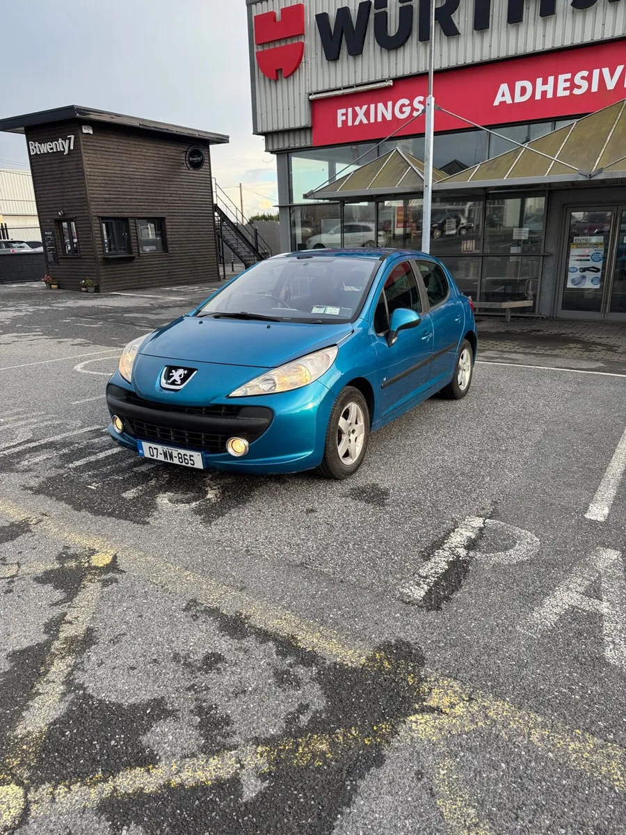Peugeot 207 - Image 1