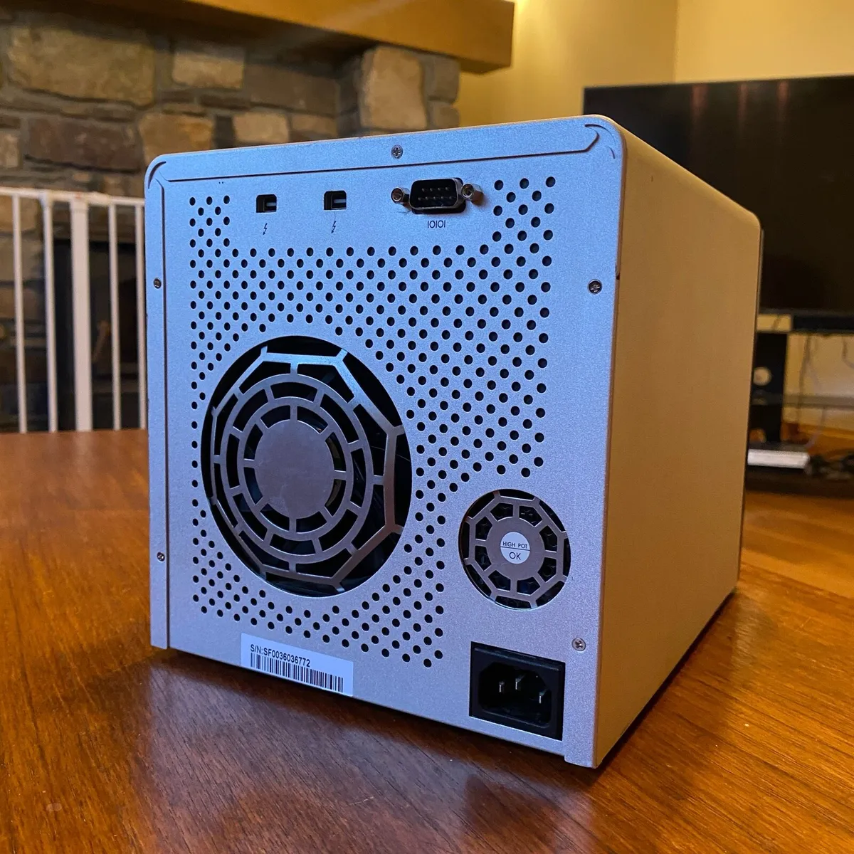 Pegasus R4 DAS (4 HDD Bays) - Image 2