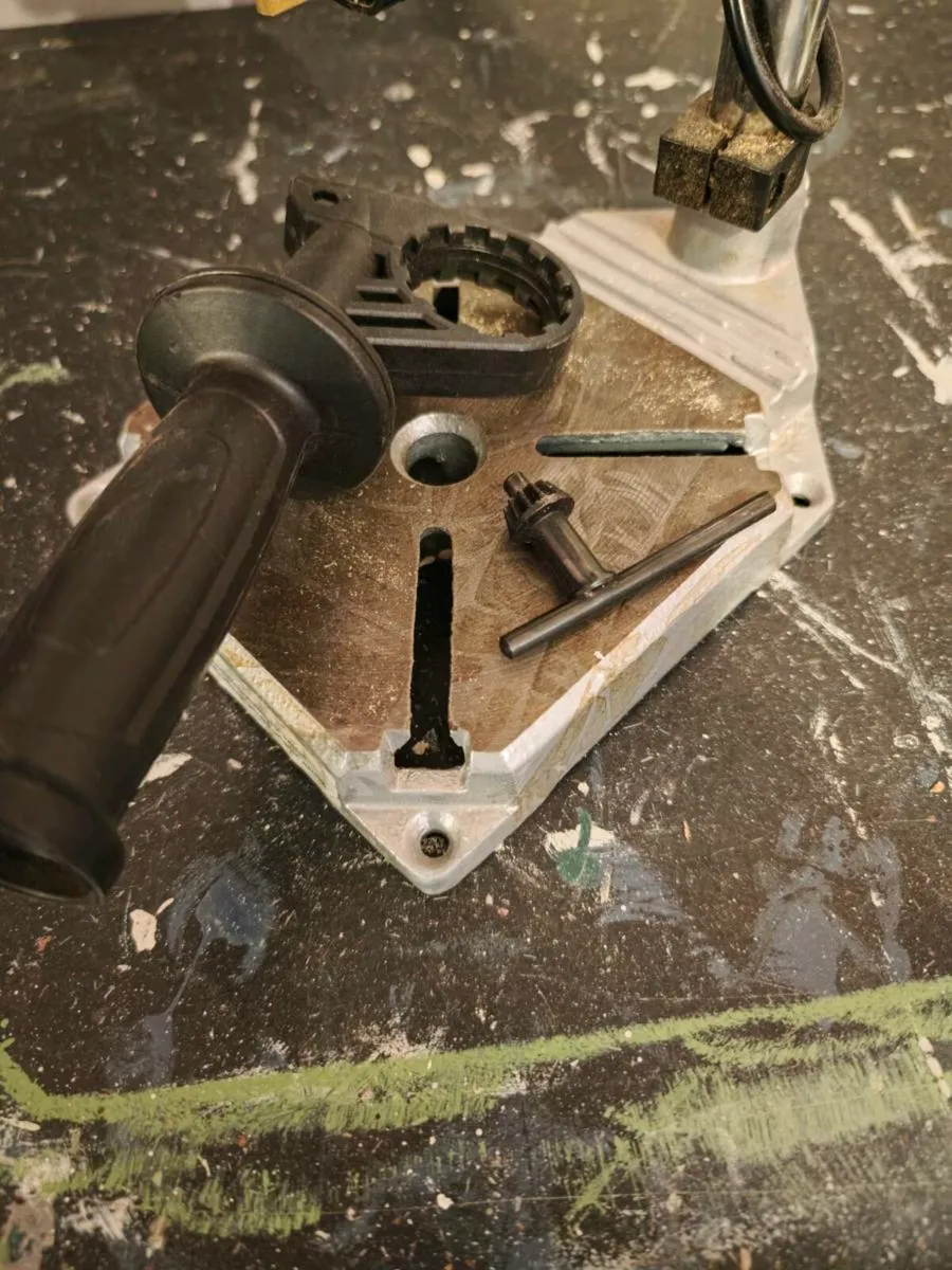 Drill and drill stand - Image 4