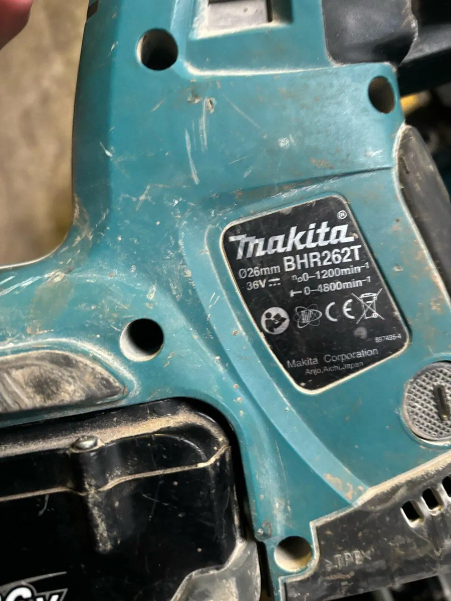 Makita cordless sds+ - Image 2