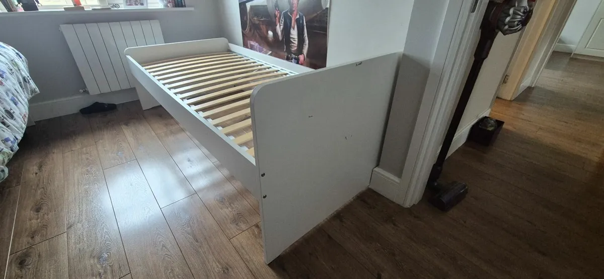 Kids bed frame with slatted base - Image 4