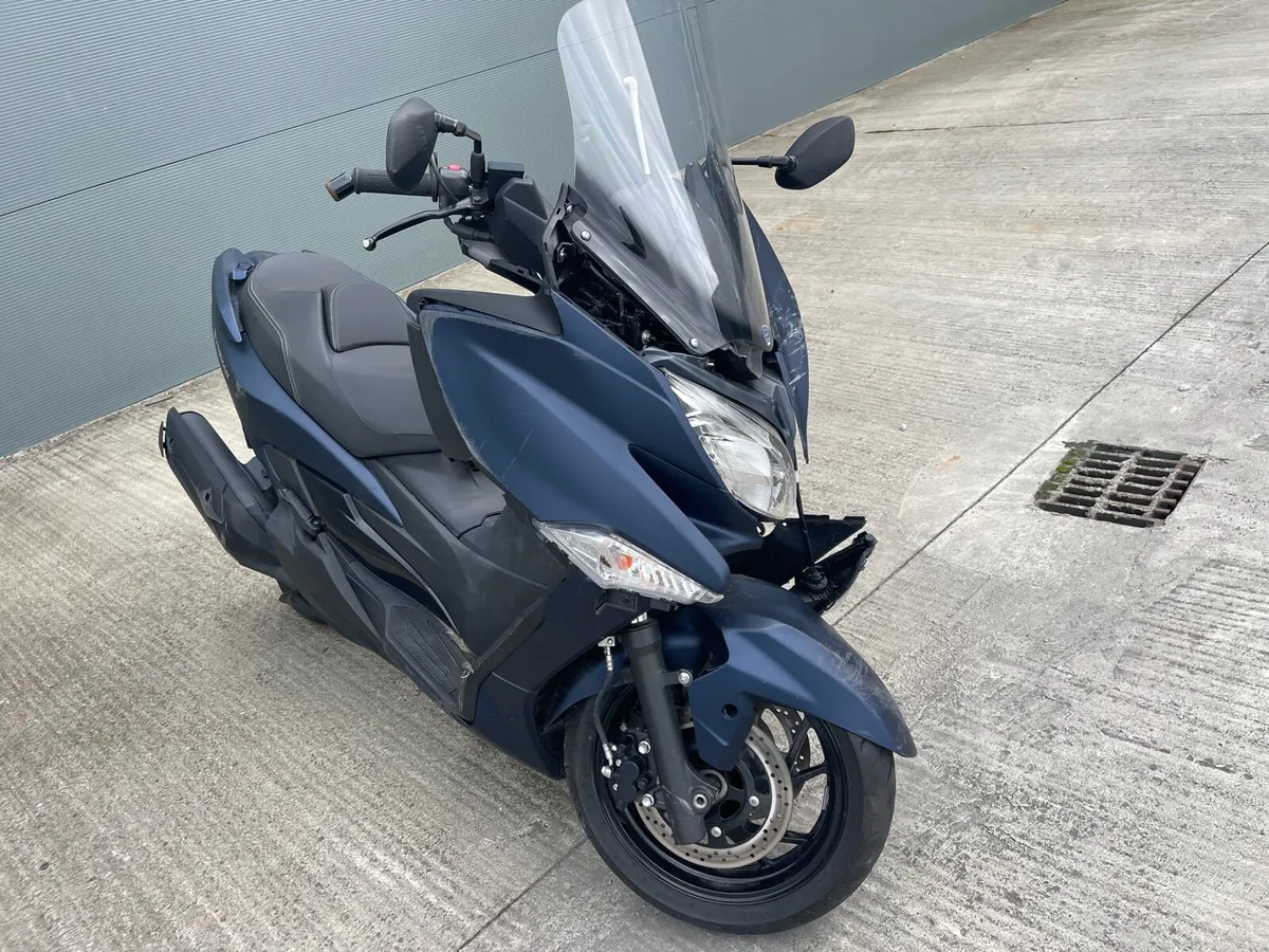Suzuki Burgman 400 - Image 2