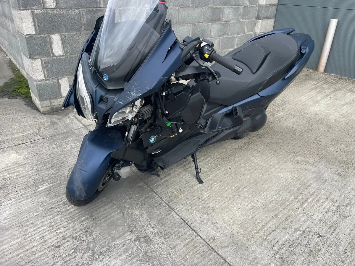 Suzuki Burgman 400 - Image 3