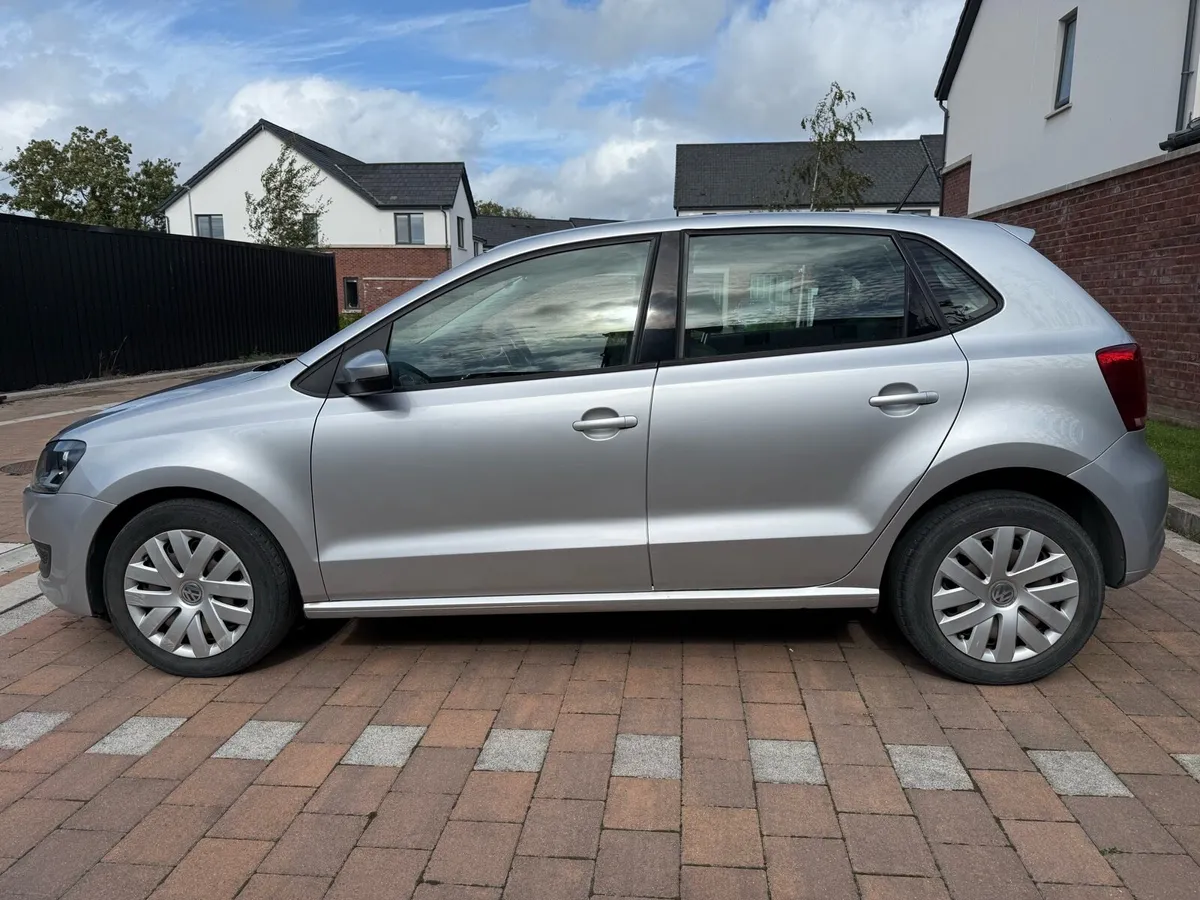 VW POLO 2014 - Low Mileage - Image 3