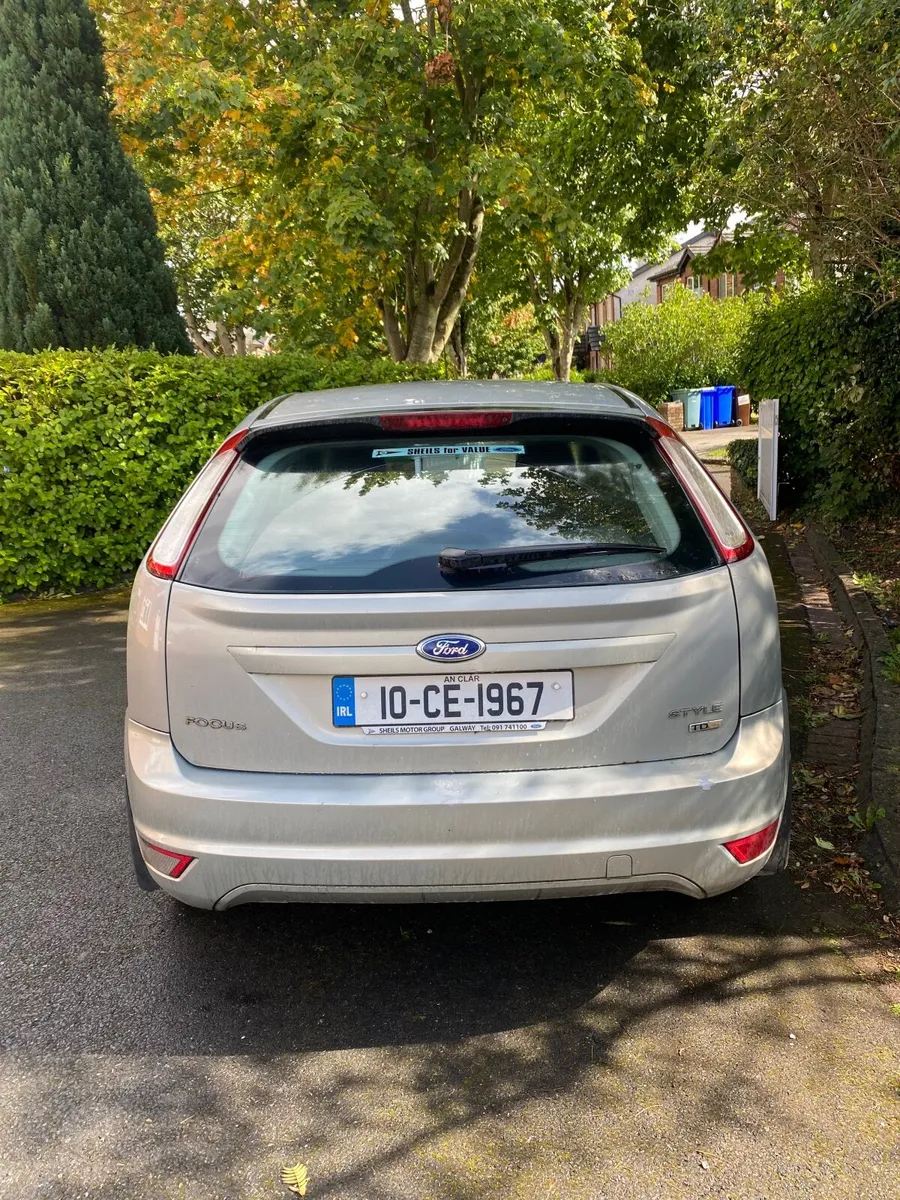 Ford Focus 2010 - Image 3