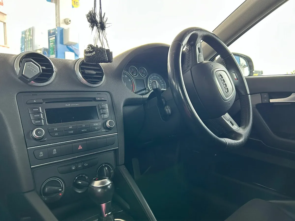 Audi  A3 S-line automatic - Image 2